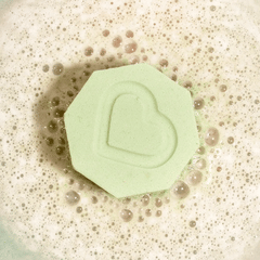 Essential Oil Benefit Bomb - Clear + Calm Aloe Vera Bath Bomb